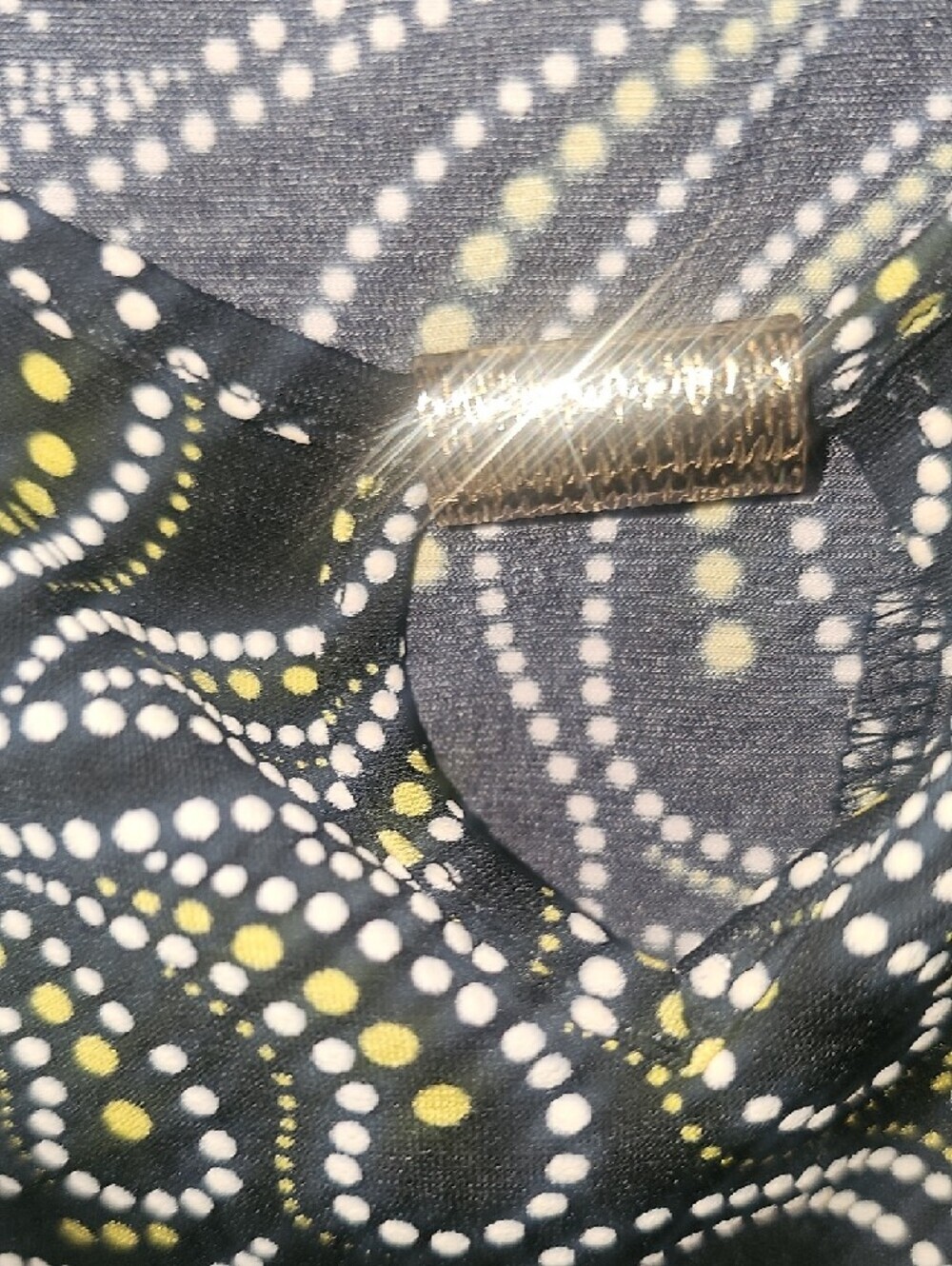 C Est. 1946 Black Blouse with White & Yellow Dot Swirl Raised Print Size Xlarge - Picture 5 of 8